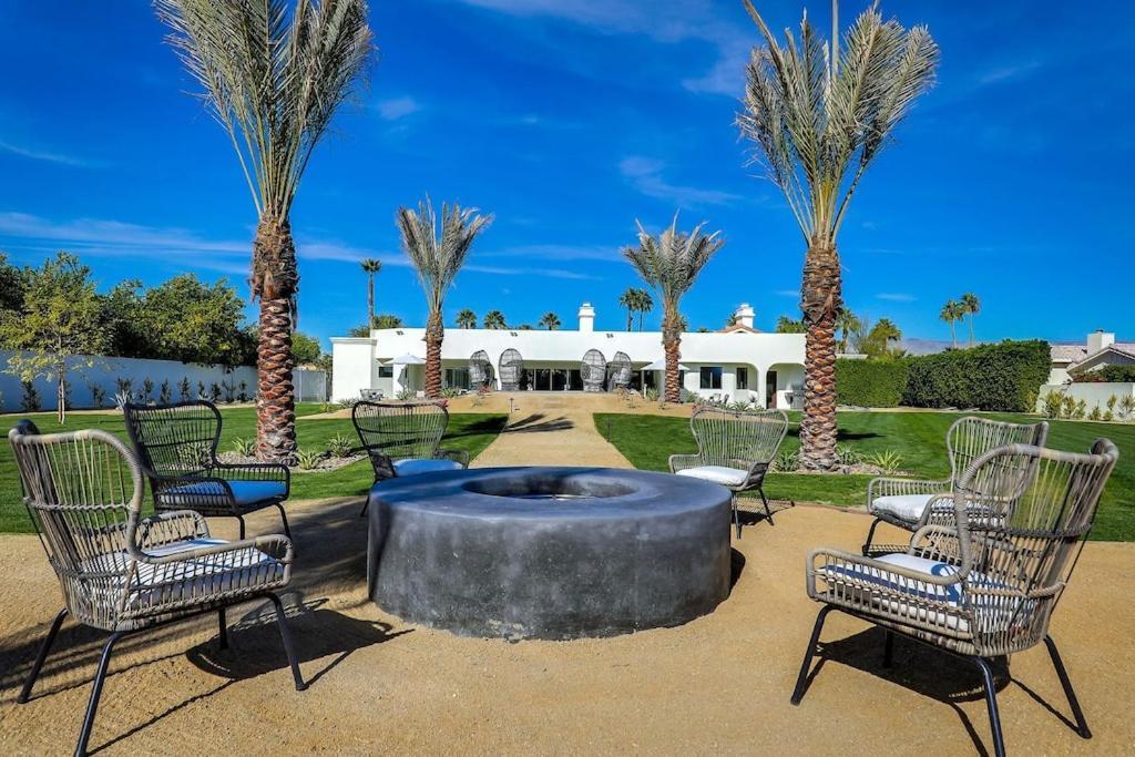 Delaware Estate - Expansive Backyard, Pool/Spa, Games, Great For Entertaining! Villa Palm Desert Exterior photo