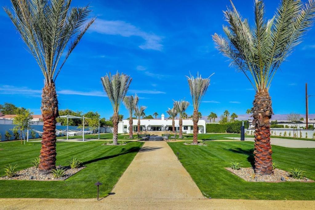 Delaware Estate - Expansive Backyard, Pool/Spa, Games, Great For Entertaining! Villa Palm Desert Exterior photo